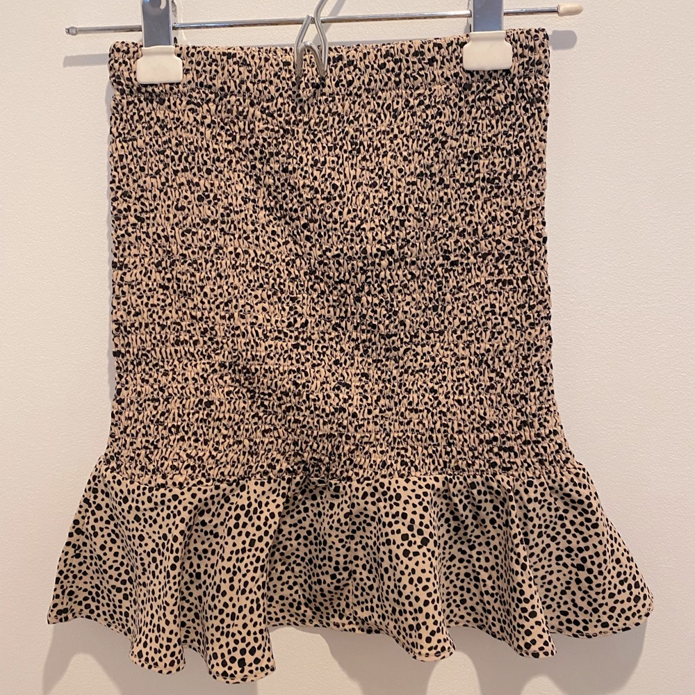 Ruched spotted skirt